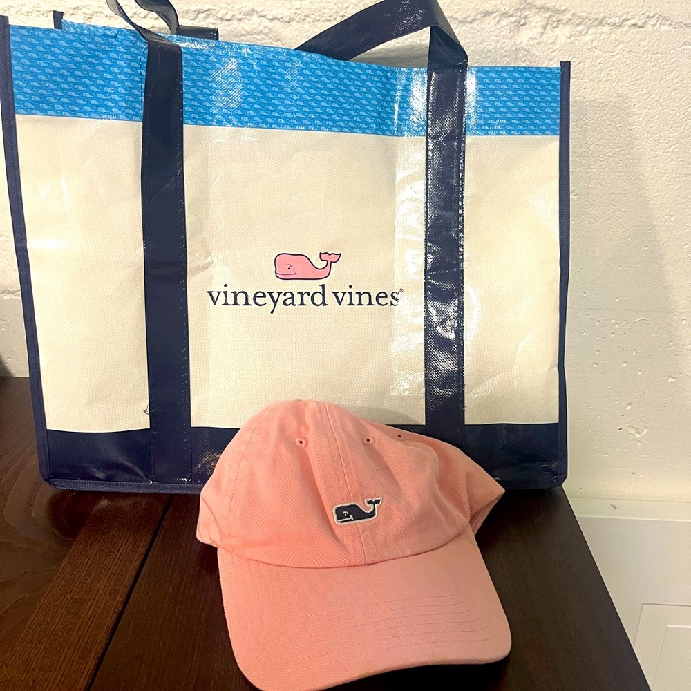 Vineyard Vines women’s pink hat